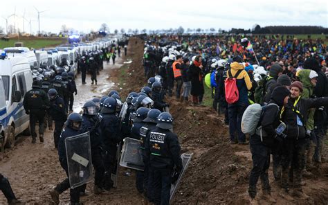 Klima Demo bei Lützerath Da war ganz klar der Wille Polizei zu