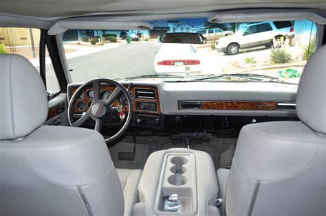 1991-Chevy-K3500-interior - LMC Truck Life