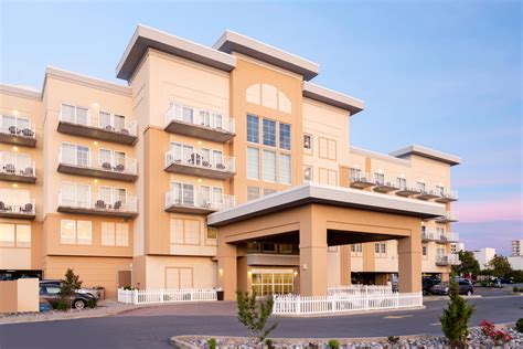 La Quinta Inn & Suites by Wyndham Ocean City | Ocean City, MD Hotels