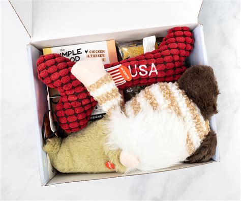 The Dapper Dog Box Review + Coupon - January 2021 - Hello Subscription