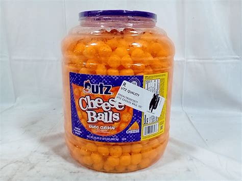 Utz Cheddar Cheese Balls 35 Oz Barrel Multi Color Dutch Goat