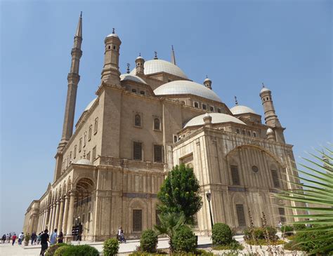 Cairo, Great Mosques and Egyptian Museum - part 2 ~ Batnomad