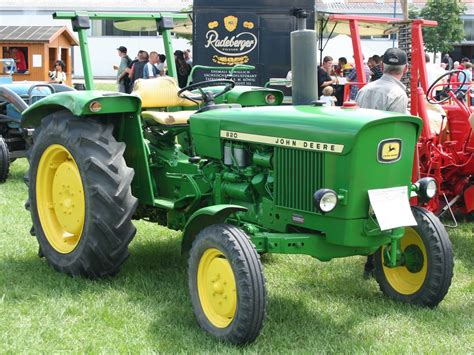 John Deere 820 - Bildersammlung von Christof Rezbach