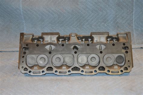 Chevy Sbc Slotted Push Rod Holes Remanufactured Cylinder Head Pair