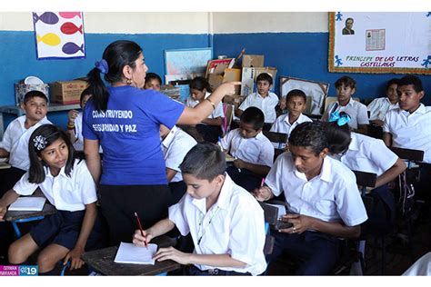 Policía Nacional desarrolla programa educativo de prevención del uso de