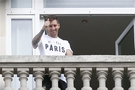 Messi Joins PSG On 2 Year Deal With Barcelona Legacy Intact Tempo