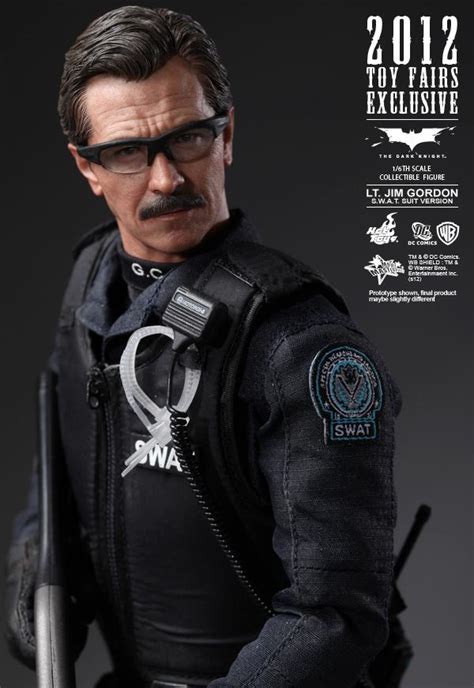 Toyhaven Hot Toys Toy Fairs Exclusive The Dark Knight Th Scale Lt Jim Gordon