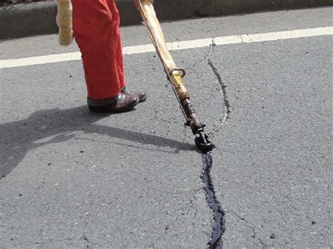 道路灌缝胶使用注意事项灌缝胶相关资讯嘉格伟业道路养护专家