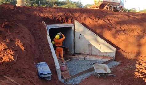 Obra de pavimentação de rodovia em Três Lagoas tem 10 equipes de