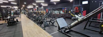 Synergym teje una red de 121 centros en España para facturar 50