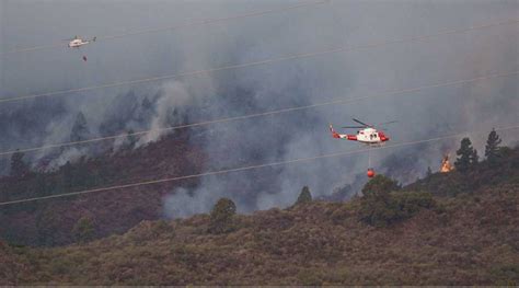 Evacuan A Ciudadanos De La Isla Espa Ola De Tenerife Por Un Incendio