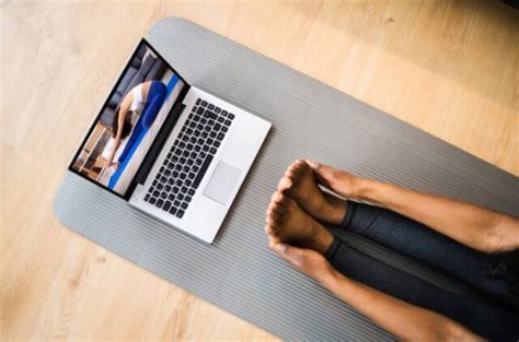 17 Best Online Yoga Classes And Subscription Based Platforms Yome Yoga