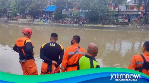 Dalam Empat Bulan Lima Remaja Tewas Tenggelam Di Sungai Surabaya