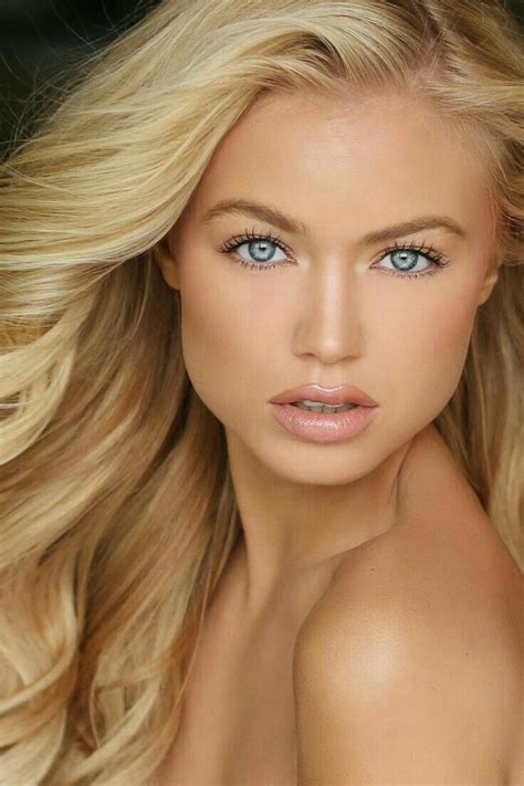 Pin By Rajesh Gupta On Pretty Princess In 2020 Pageant Headshots Beautiful Women Blonde