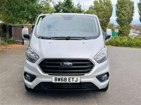 2019 FORD TRANSIT Custom 2 0 EcoBlue 130ps Limited FSH Automatic New