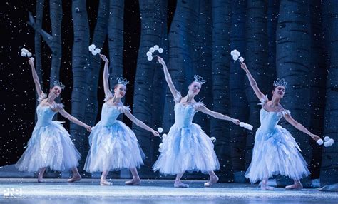 Pacific Northwest Ballet In George Balanchines The Nutcracker Ballet