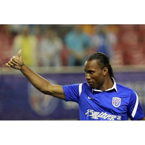 Drogba Fue Recibido Como Un H Roe En China