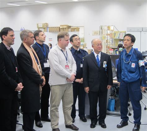 東京電力ホールディングス 写真・動画集｜ 平成24年12月14日 Iaea（国際原子力機関）による福島第一原子力発電所視察