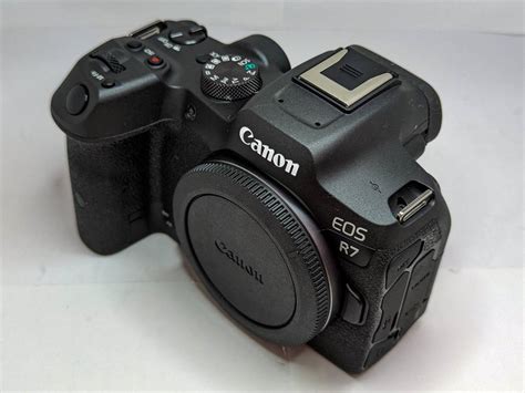 Yahooオークション キヤノン Canon Eos R7 ボディ 極美品