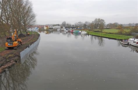 Shoring Up The River Bank © Adrian S Pye Geograph Britain And Ireland