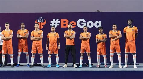 IN PICS: Virat Kohli launches FC Goa’s new home jersey | Football News ...