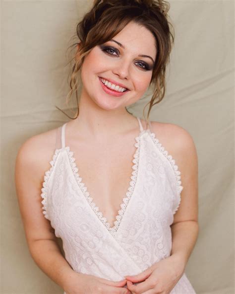 Sammi Hanratty Sexy Pics Hot Celebs Home