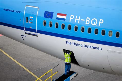 Herstellend KLM Voert Loonsverhogingen Alsnog Door Het Parool