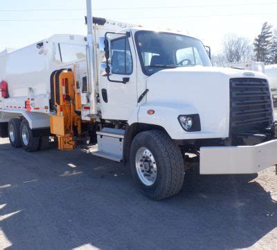 Freightliner M Labrie Expert Co Mingle Side Loader