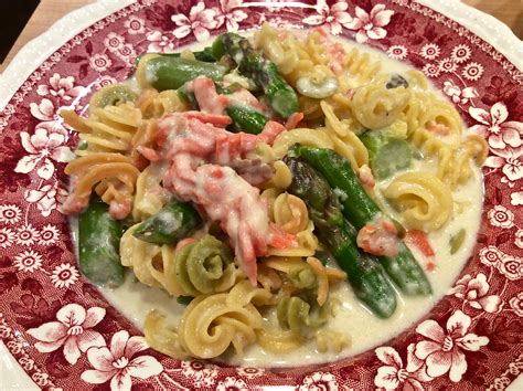 Smoked Salmon And Asparagus With Alfredo Sauce Culinary Concerto