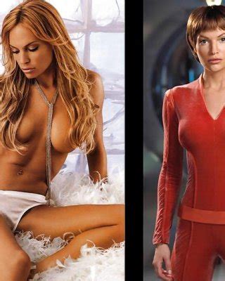 Star Trek Babes Nackt An Und Ausziehen Porno Bilder Sex Fotos XXX Bilder 2002879 PICTOA