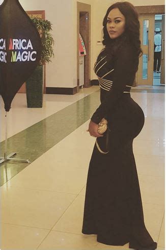 Actress Daniella Okeke Flaunts Her Massive Butt At Tinsel Ball Event