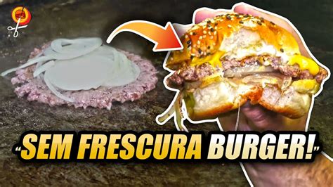 Smash Burger Com Cebola E Maionese Trufada Cortes Do Hambúrguer