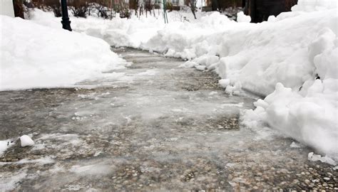 Rock Salt Vs. Table Salt to Melt Ice | Sciencing