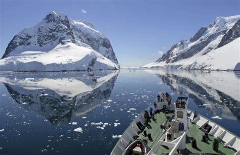 Best Places to Visit in Antarctica: Beautiful Islands & Towns to See ...