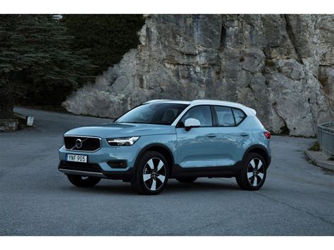 2023 Volvo XC40: 196 Exterior Photos | U.S. News