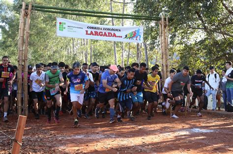 Mais De Participam Da Corrida Ecol Gica Em