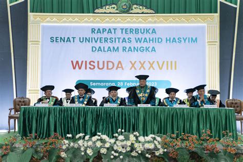 UNIVERSITAS WAHID HASYIM