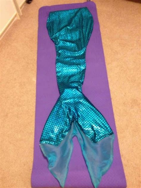 Make This A Mermaid Tail You Can Swim With Homemade Mermaid Costumes Mermaid Halloween