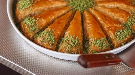 famous turkish sweet classics  define  cuisine