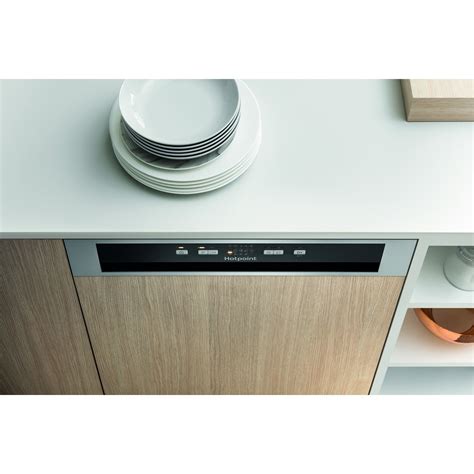 Hotpoint Aquarius 13 Place Settings Semi Integrated Dishwasher