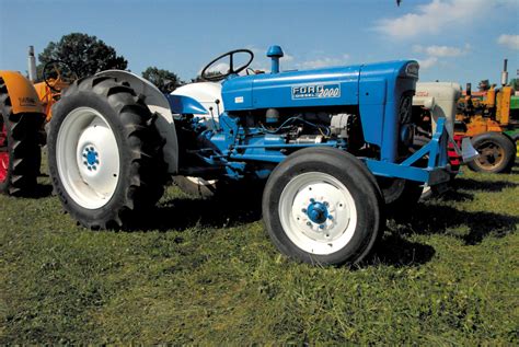 Ford Tractors 2000