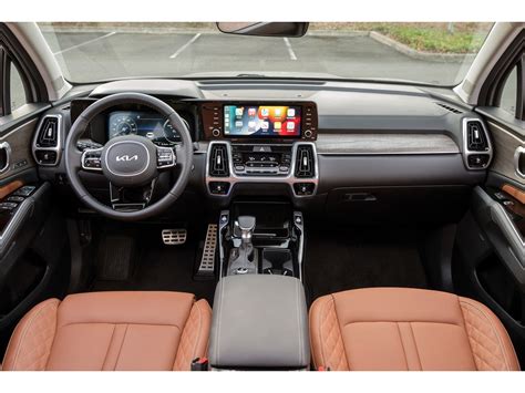 2023 Kia Sorento: 83 Interior Photos | U.S. News