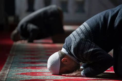 30 Beautiful Hadith About Salah In Islam - Besthadith