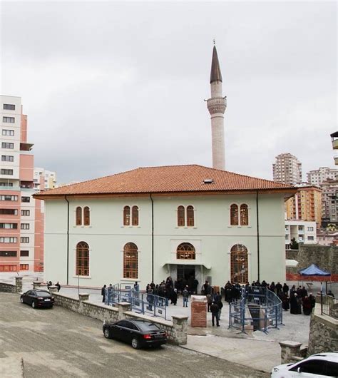 Timya Vadisi Orta Cami Rize de İbadete Açıldı