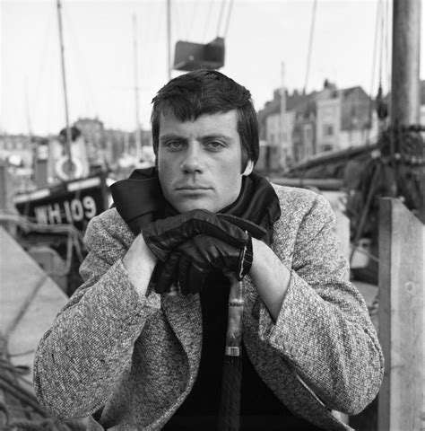 Oliver Reed - Biography, Height & Life Story | Super Stars Bio