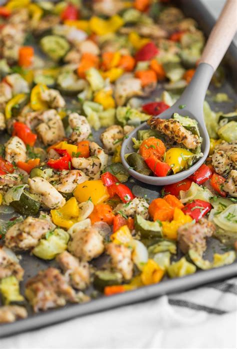 Easy One Pan Baked Chicken And Vegetables Watch What U Eat