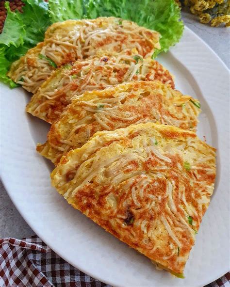 Resep Omelette Mie Dari Yscooking Resep Resep Omelet Makanan