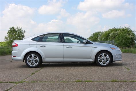 Used Ford Mondeo Hatchback Review Parkers