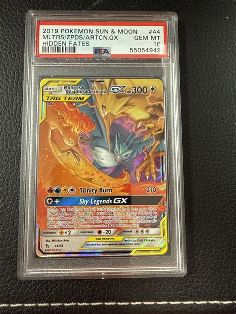 2019 Pokemon Sun Moon Hidden Fates Moltres Zapdos Articuno 44 PSA 10