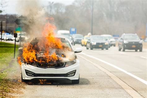 Porque los incendios de automóviles eléctricos son raros CARS EN ESPAÑOL